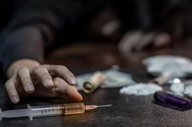 Ways Addicts Fund Their Drug Addictions: Understanding the Cycle